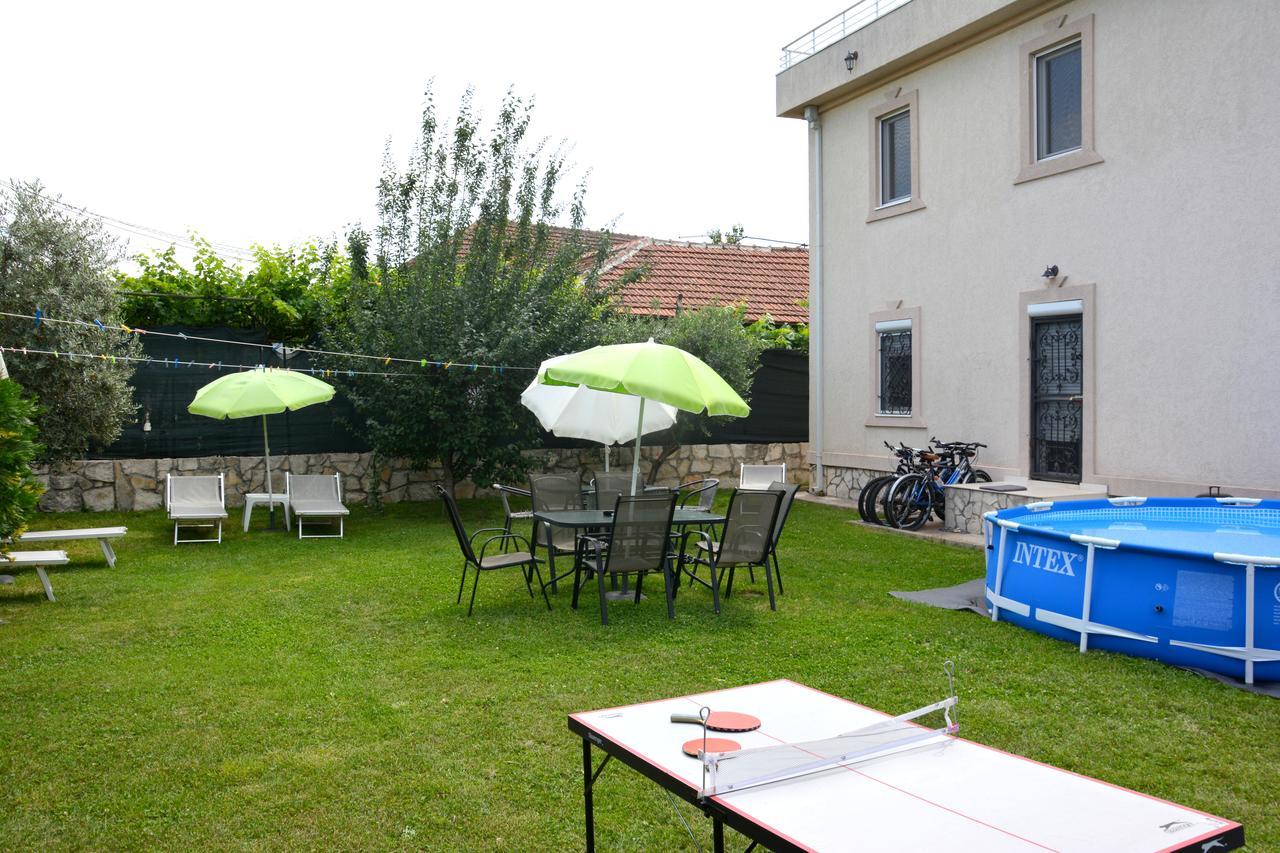 Montenegro Hostel B&B Podgorica Extérieur photo